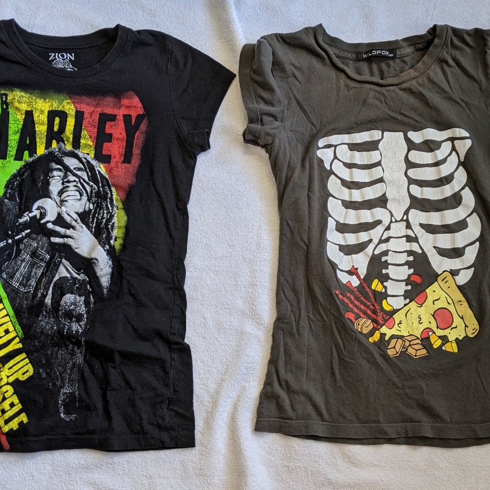 2 grafic T-shirts XS Wildfox